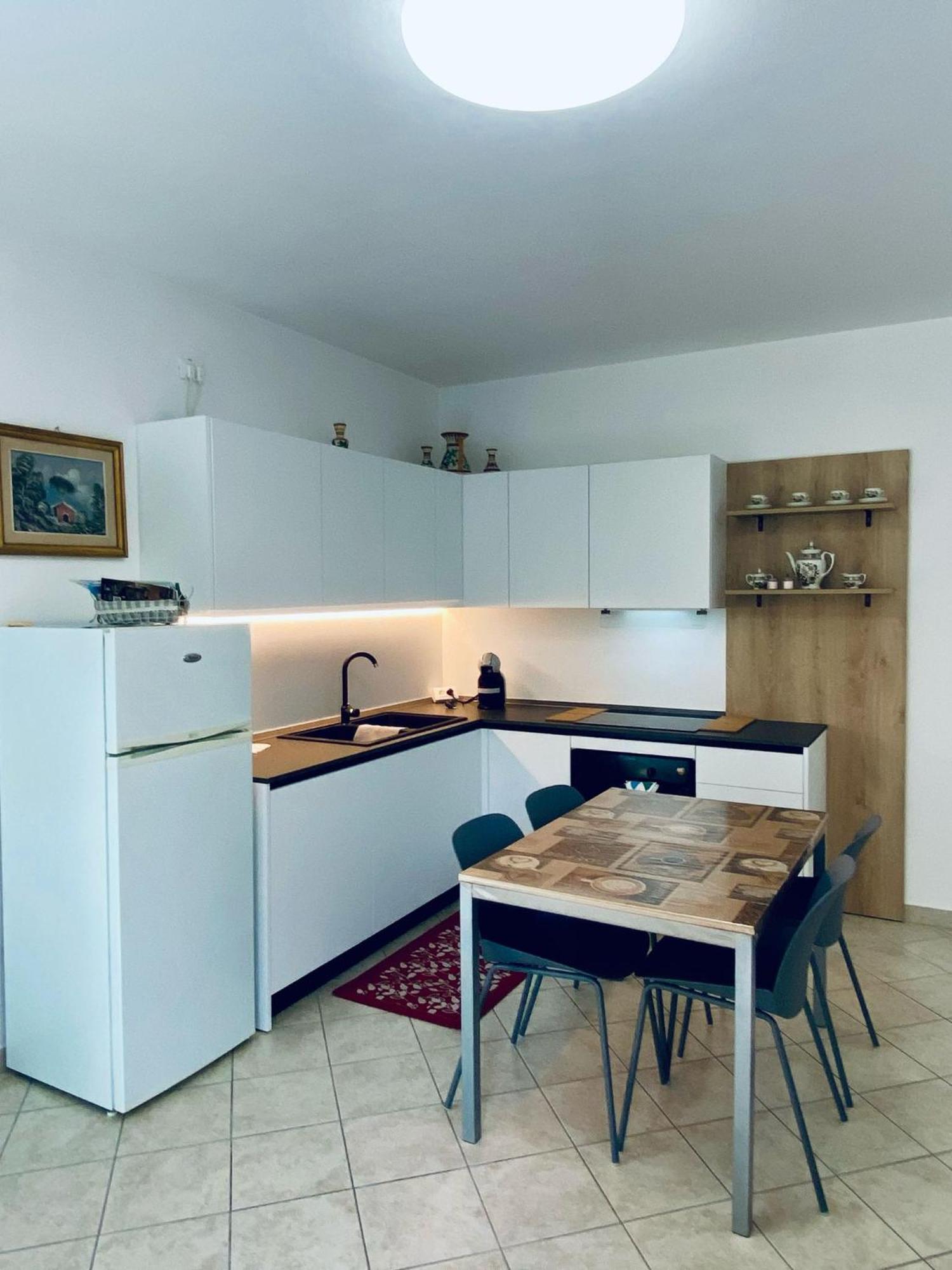 Alma Apartment 시르미오네 외부 사진