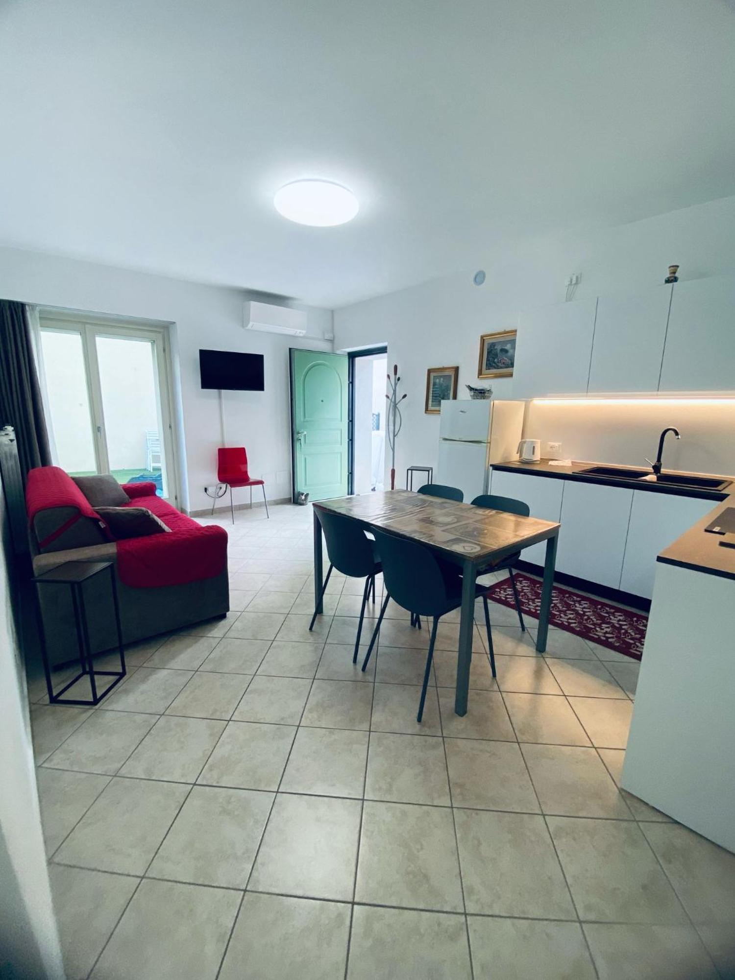 Alma Apartment 시르미오네 외부 사진